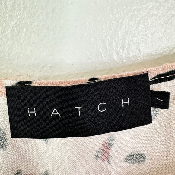 HATCH Collection V-Neck Pink Animal Print Camisole Size‎ 1=S - Picture 6 of 7